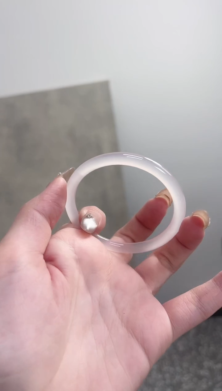 【闪购商品】玛瑙/玉髓手镯未镶嵌53圈