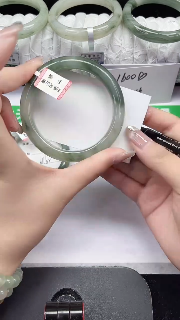 未镶嵌手镯石英质玉85-59/60