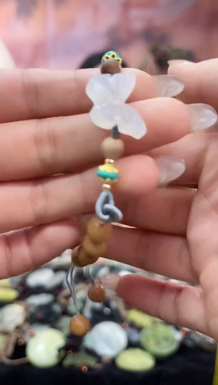 未镶嵌岫玉吊坠·