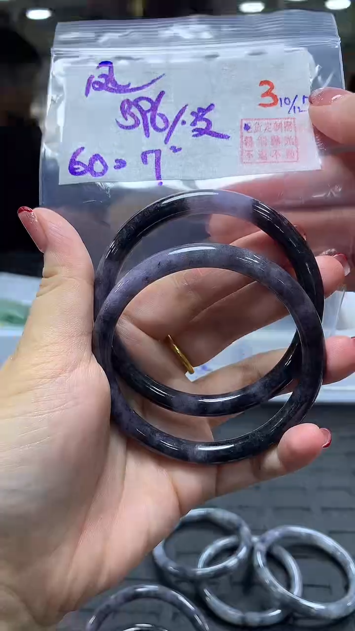 未镶嵌定制翡翠凤*3毛货需精细抛光+凤舞+396元