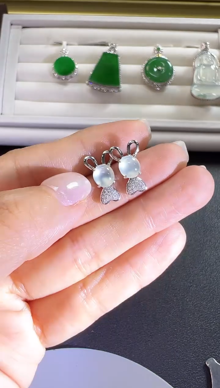 18K金镶嵌翡翠耳饰KSP1212-012