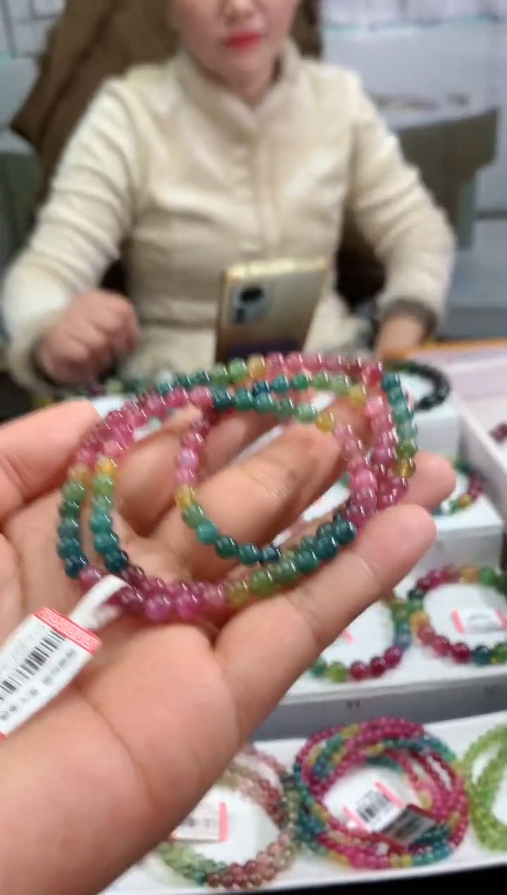 【闪购商品】碧玺手串未镶嵌多样性发一条