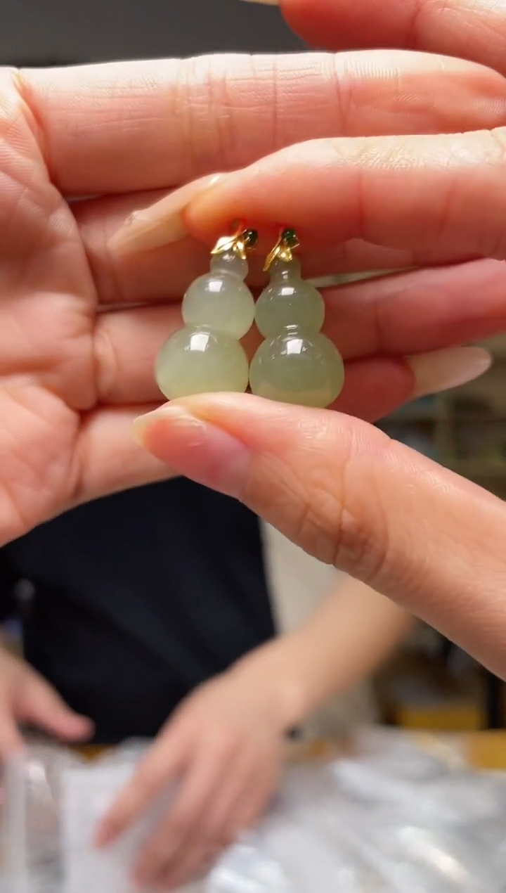 和田玉18K金镶嵌颈饰（多样性单个发货）