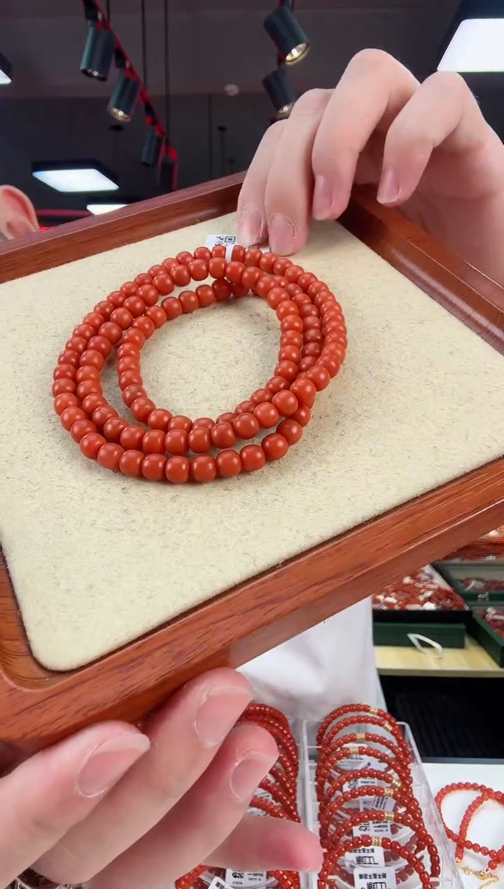 【闪购商品】南红玛瑙阿东寨哑光老型多圈7+未镶嵌一个/条