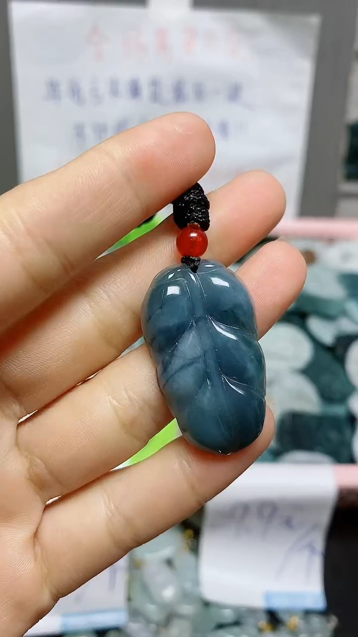 【闪购商品】翡翠颈饰未镶嵌天然翡翠A货