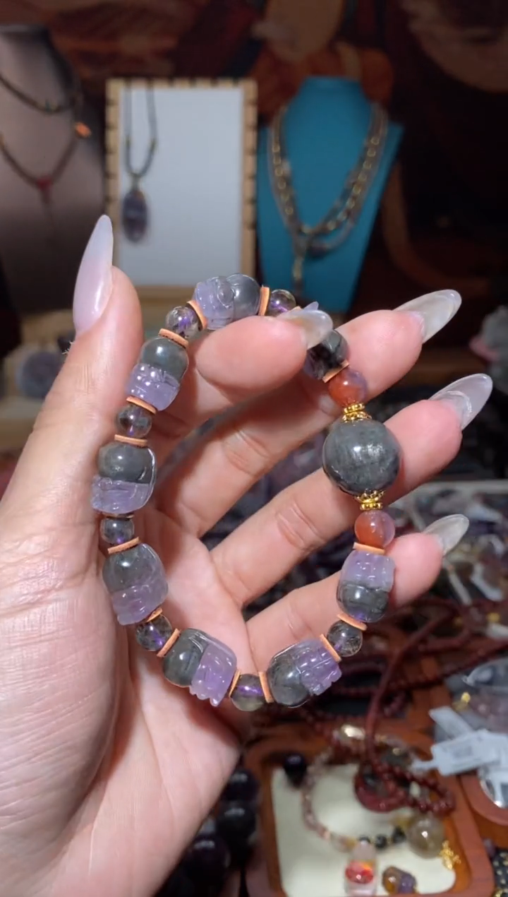 【闪购商品】水晶手串未镶嵌极光貔貅阵