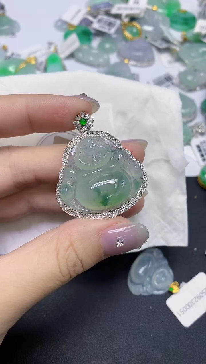 颈饰18K金镶嵌翡翠天然缅甸翡翠A货百元以上9元证书费自理