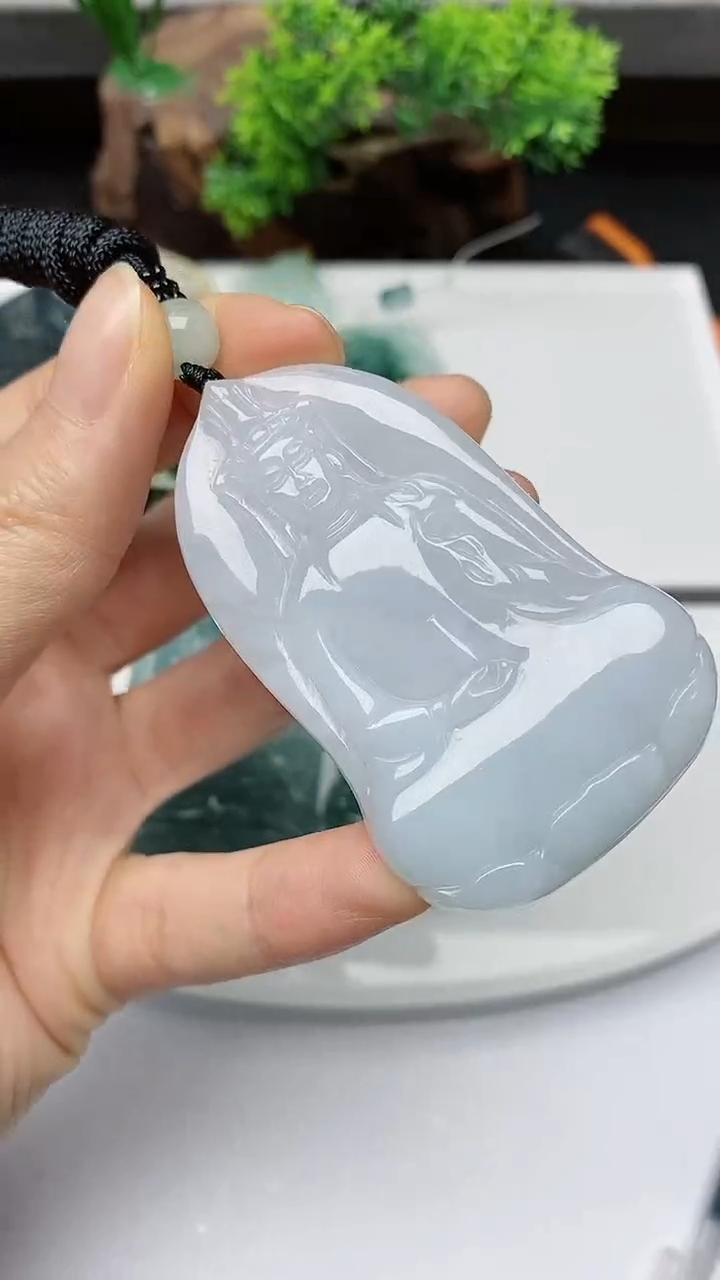 【闪购商品】翡翠颈饰未镶嵌