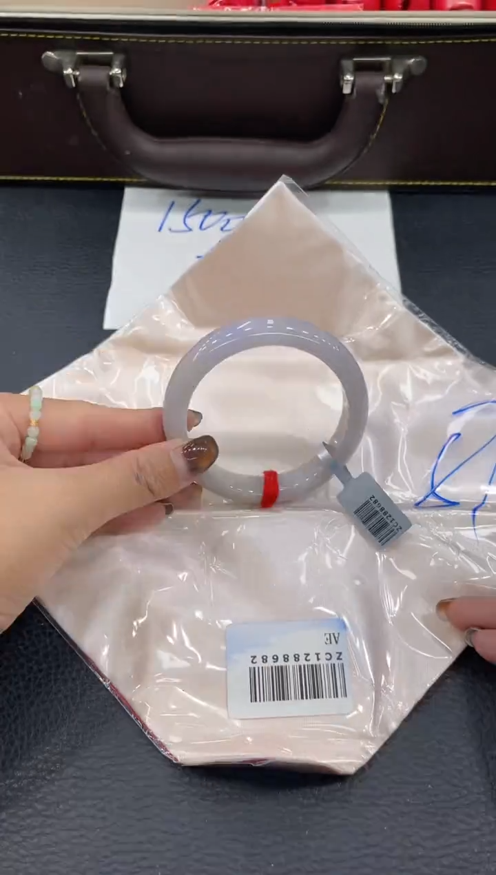 【闪购商品】翡翠手镯未镶嵌手镯