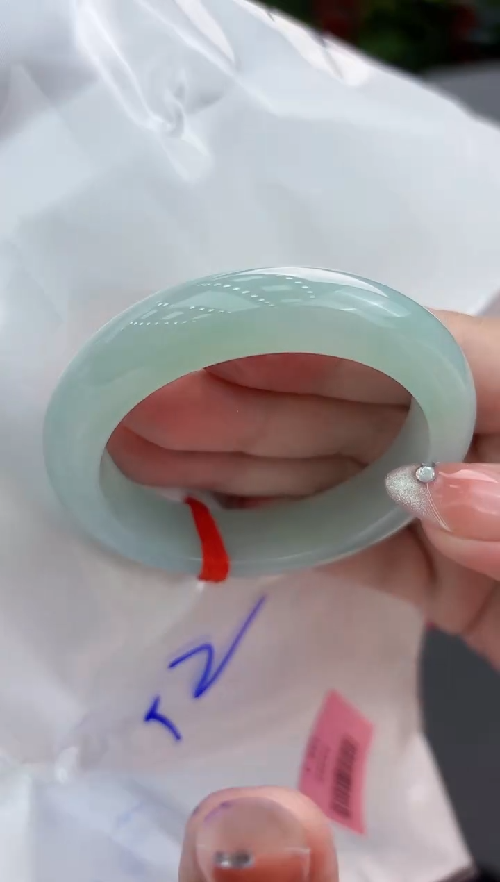 【闪购商品】翡翠手镯未镶嵌翡翠手镯