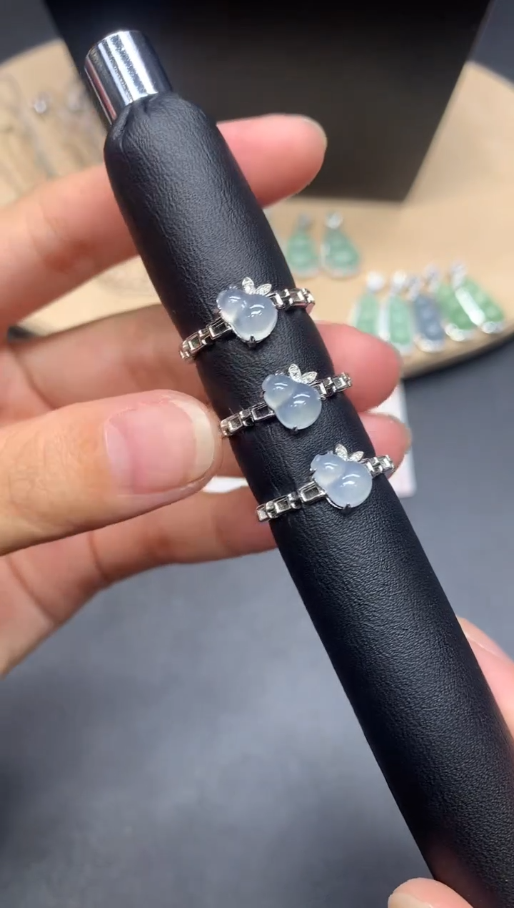 【闪购商品】翡翠戒指银S925镶嵌葫芦【多样性发其一】