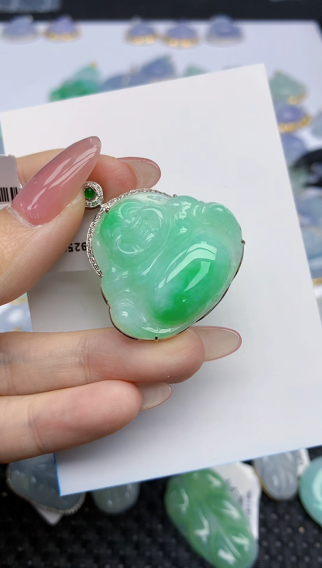 【闪购商品】翡翠挂件18K金镶嵌天然翡翠A货