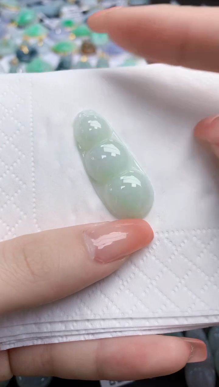 【闪购商品】翡翠颈饰未镶嵌天然缅甸翡翠A货