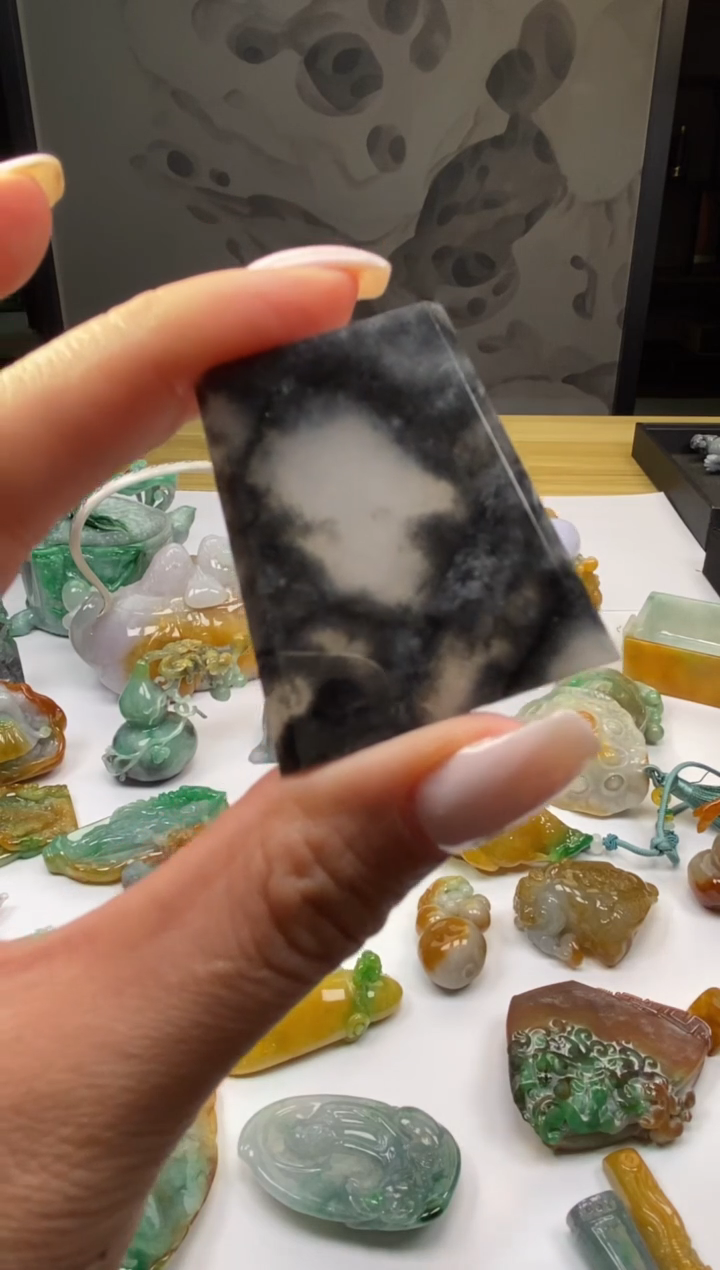 颈饰未镶嵌翡翠S**n翡翠冰乌鸡无事牌