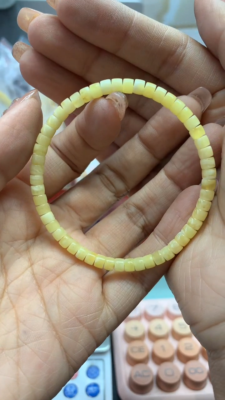 【闪购商品】琥珀珠宝奇石未镶嵌90