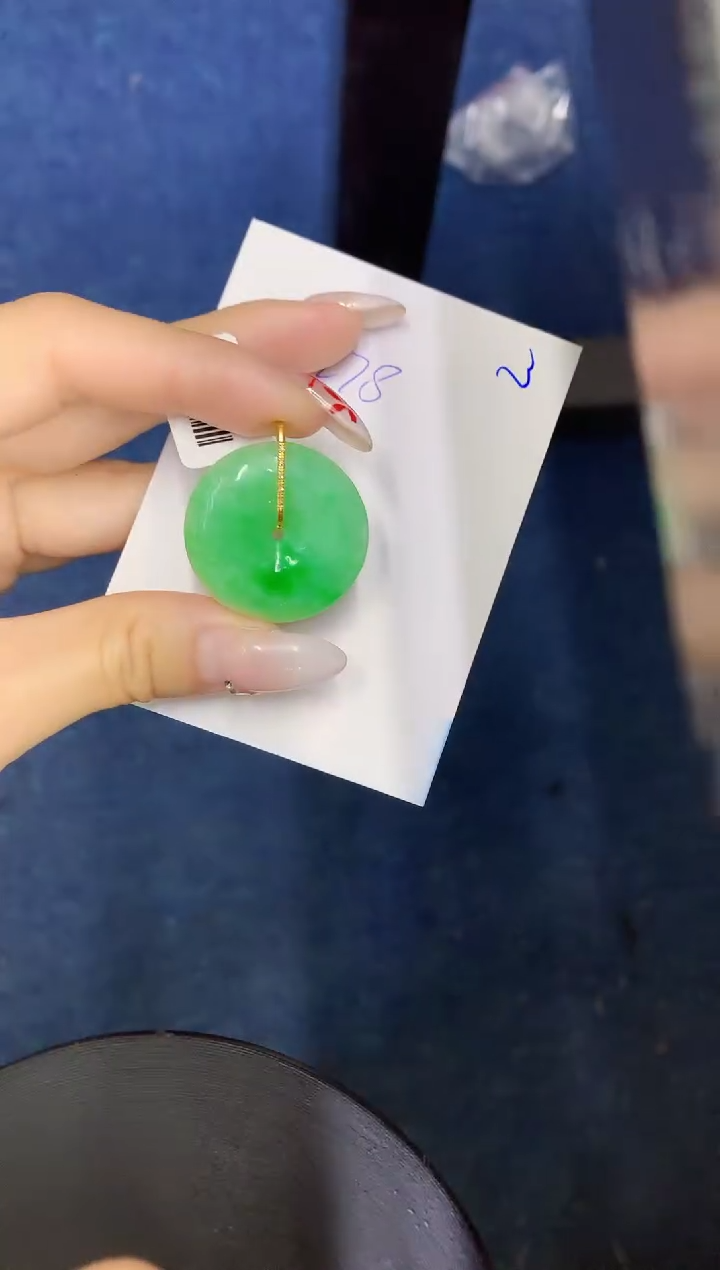 【闪购商品】翡翠颈饰18K金镶嵌00000000000