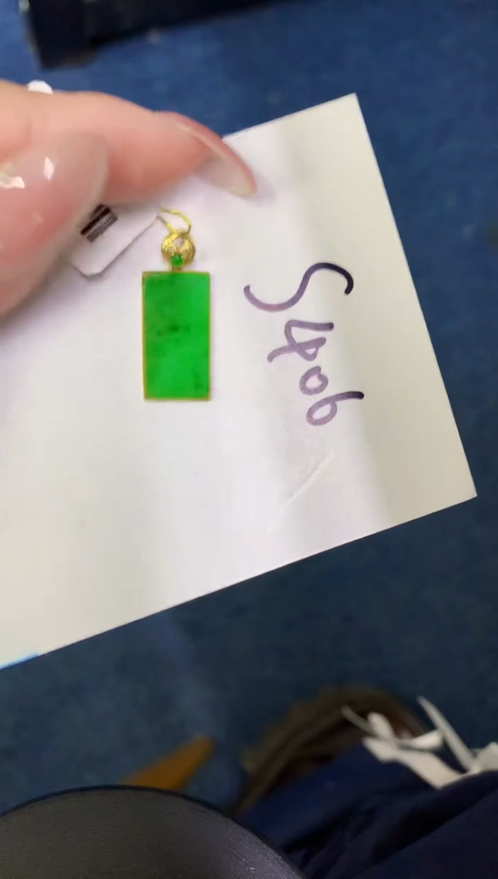 【闪购商品】翡翠颈饰18K金镶嵌0000000000