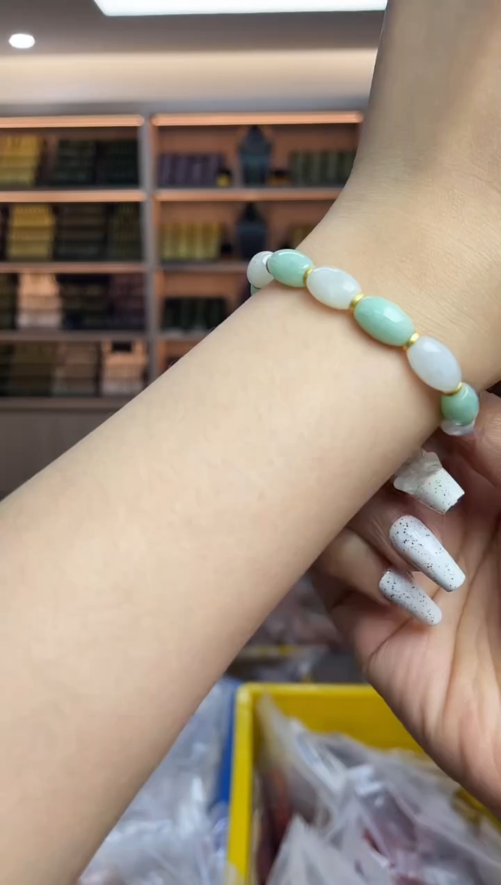 【闪购商品】翡翠手串未镶嵌多样性发一件