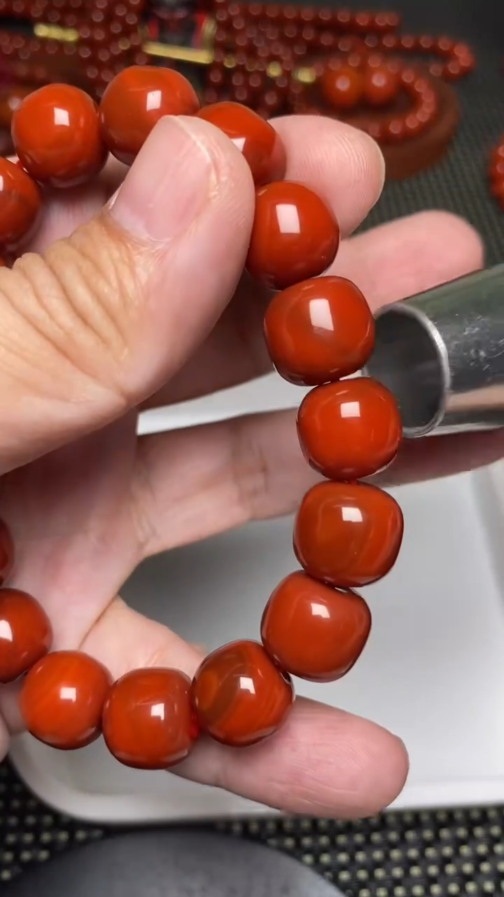 未镶嵌手串南红玛瑙13mm手串