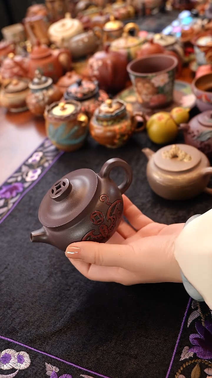 茶壶紫砂福来 汉瓦