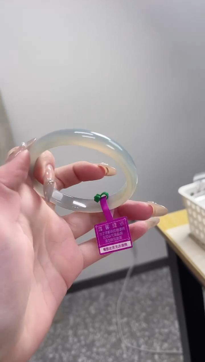 【闪购商品】玛瑙/玉髓手镯未镶嵌56圈 需要包容