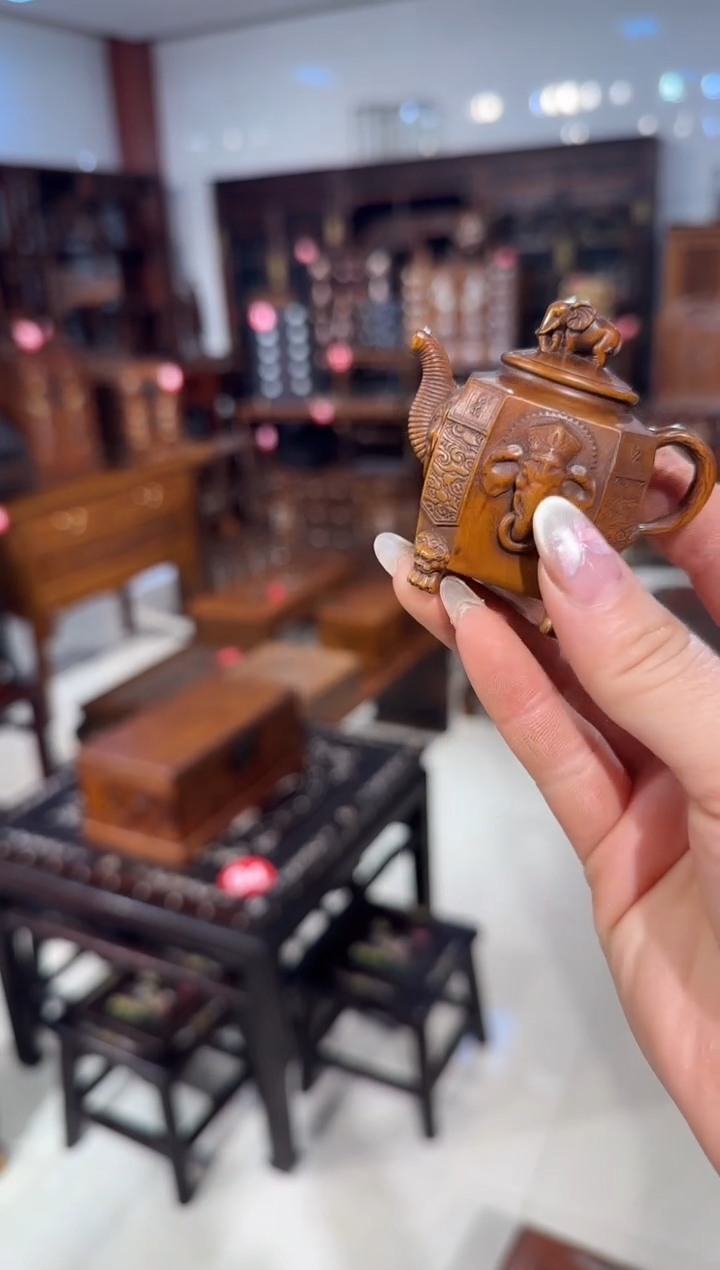 【闪购商品】木木艺黄杨木象把把壶68.8888