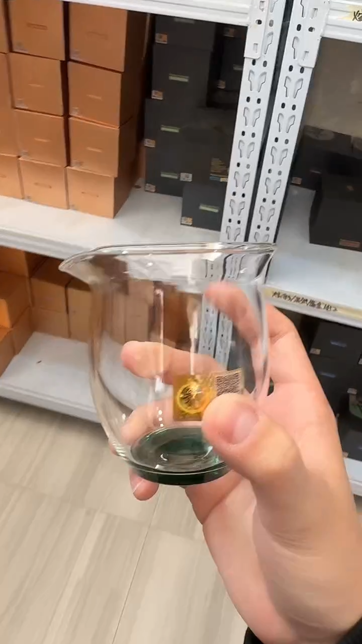 【闪购商品】温悦墨绿色。。。。