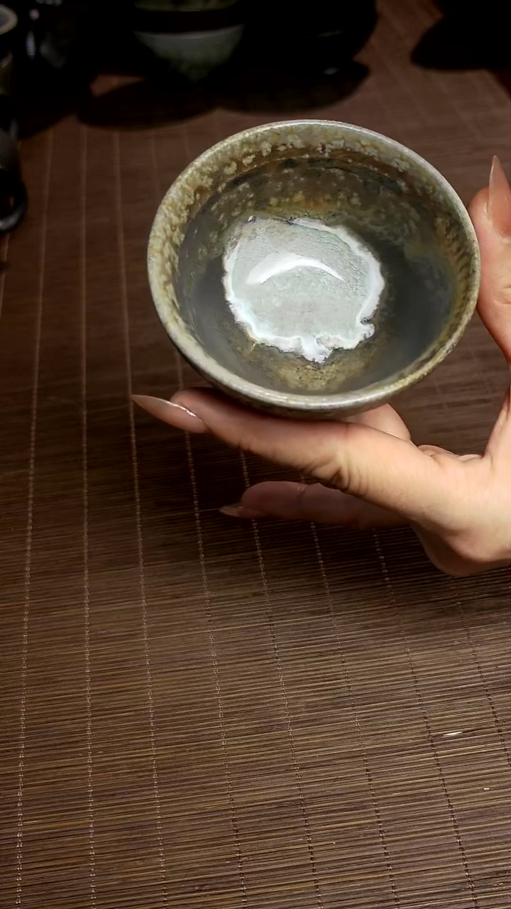 【先报号码看细节】17号茶杯