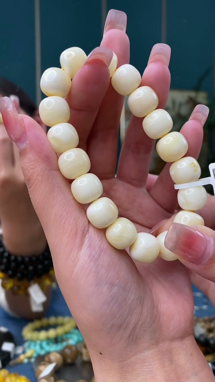 【闪购商品】琥珀裸石未镶嵌2/25-GM-#85