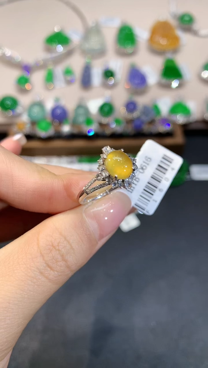 翡翠戒指18K金镶嵌FG0616多样性发其一