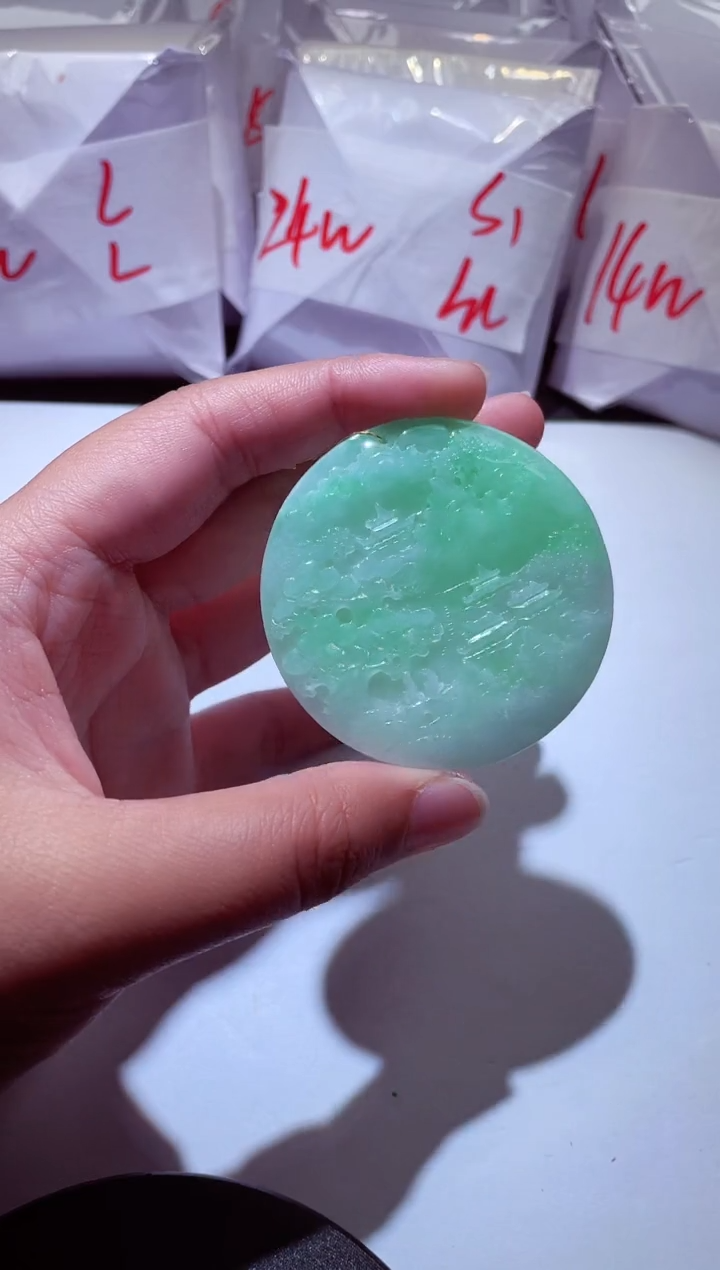 颈饰未镶嵌翡翠000088599