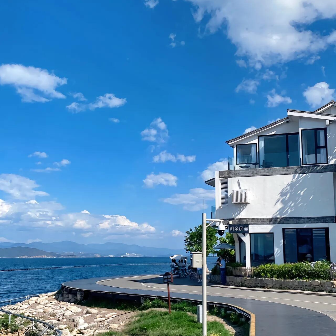 只是很多年以后，蓦然回首-本册-B02