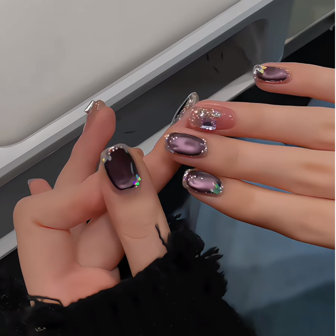【紫霞】紫瞳极光爆闪猫眼美甲款式推荐2025爆款气质显白手工穿戴甲