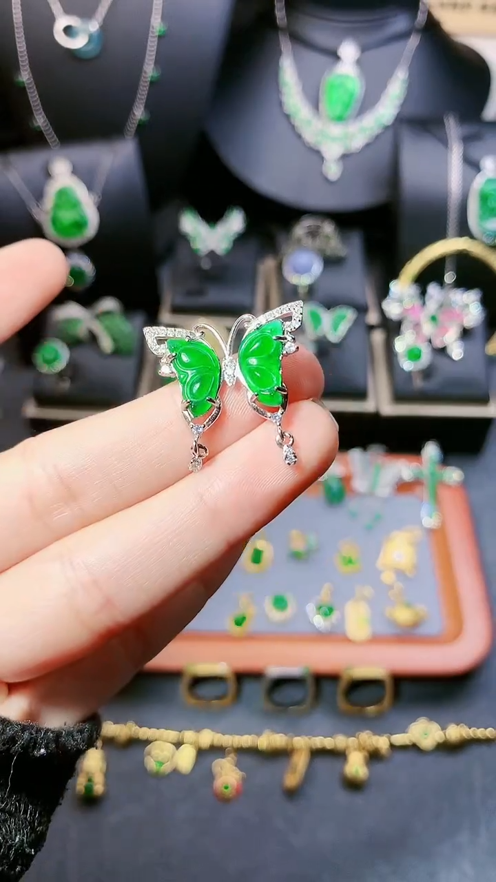 【闪购商品】翡翠吊坠(赠链)银S925镶嵌吊坠