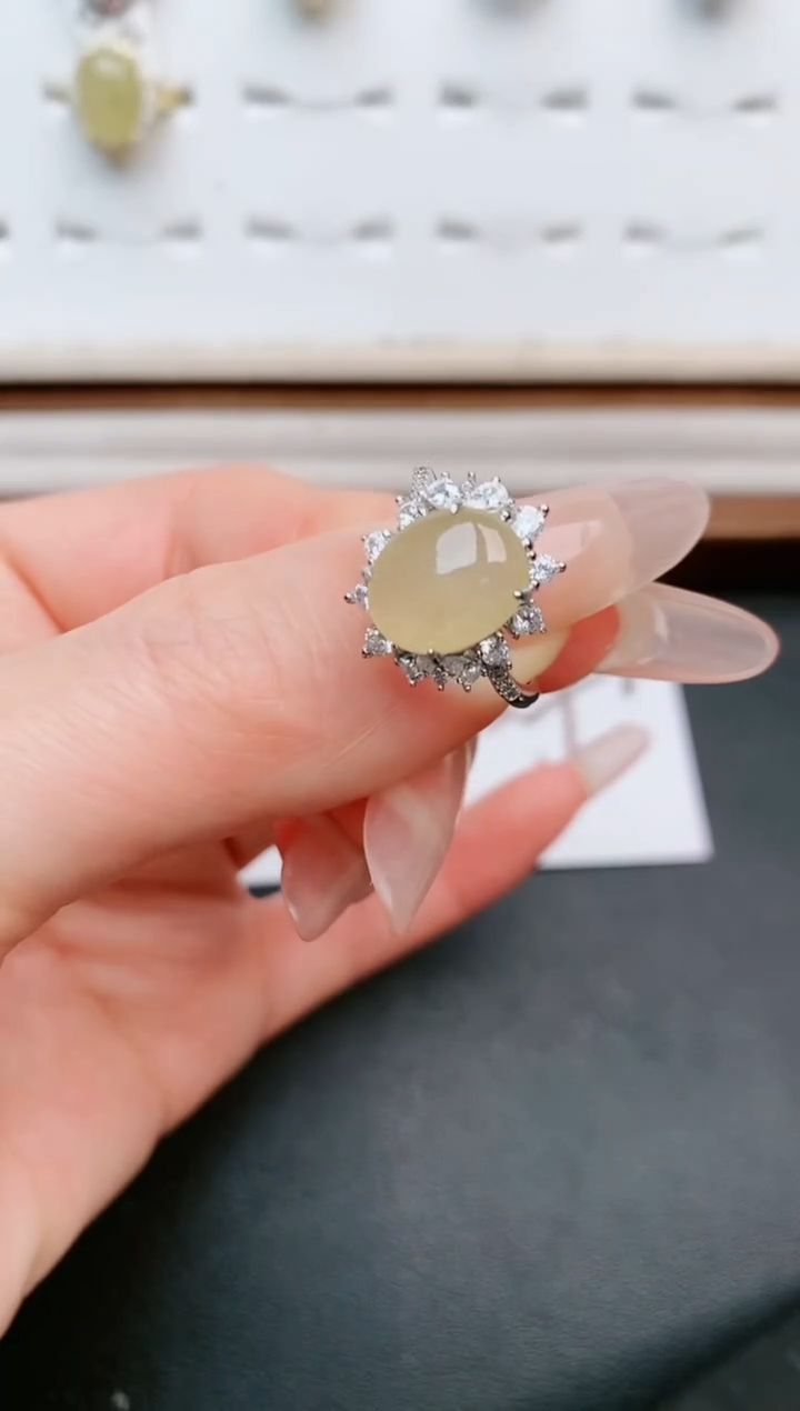 【闪购商品】翡翠戒指银S925镶嵌.....