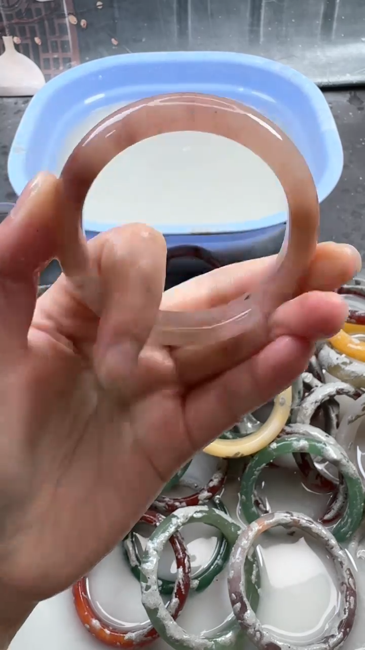 【闪购商品】石英质玉手镯未镶嵌80