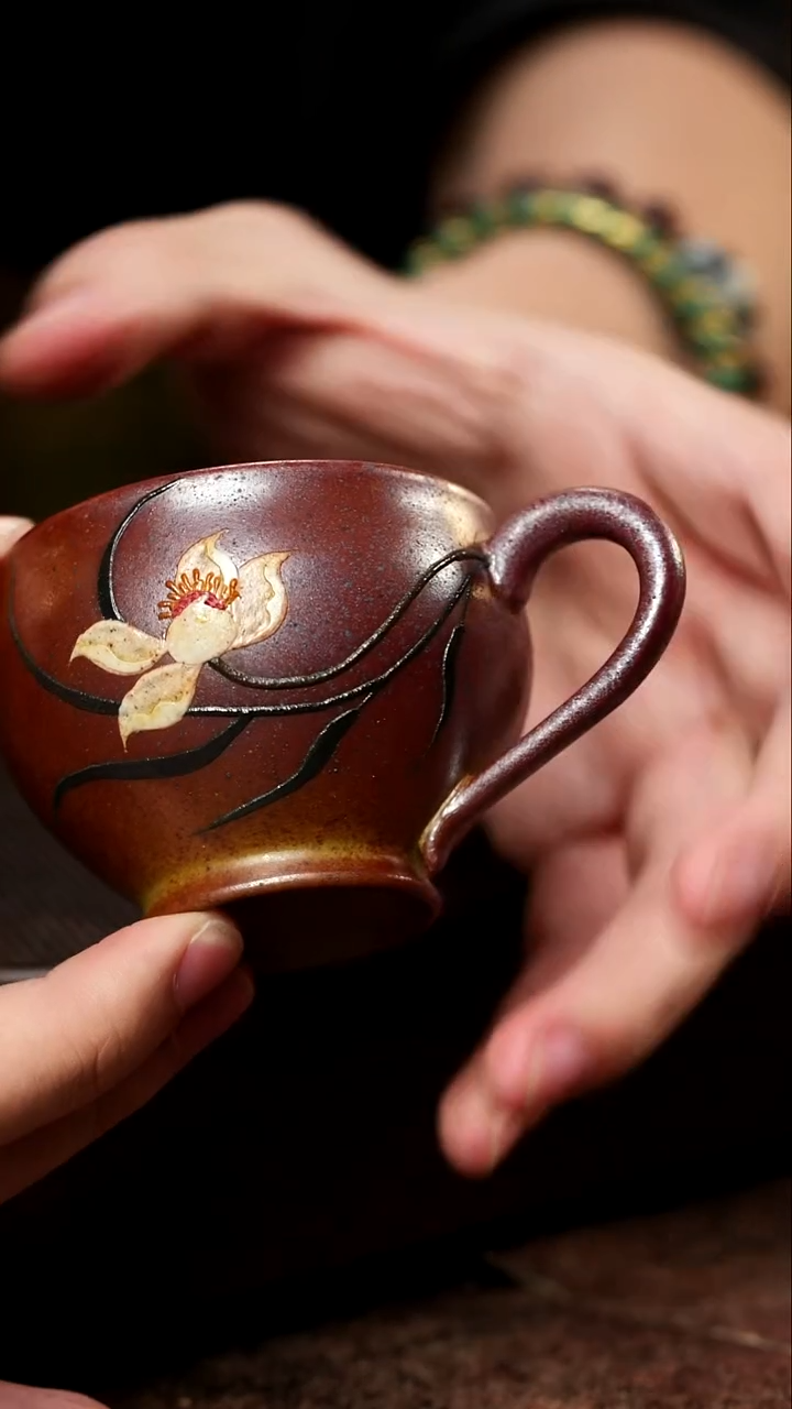 宜兴紫砂柴烧兰花杯