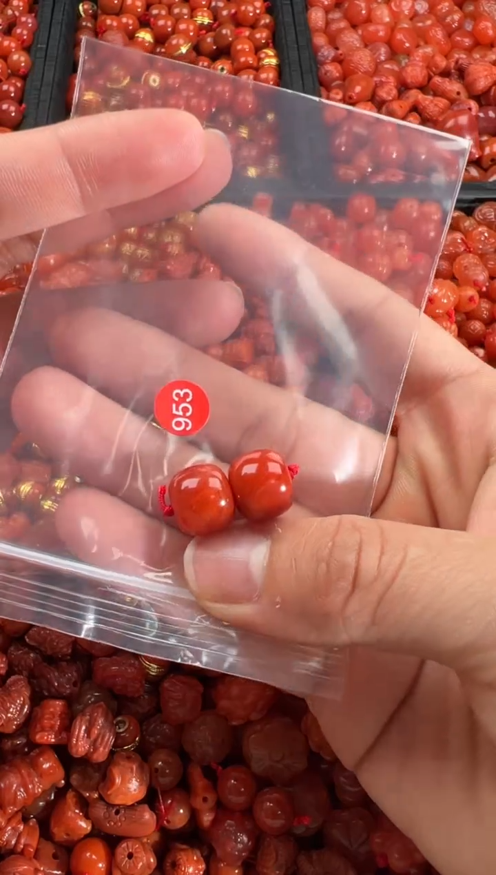 【闪购商品】南红玛瑙颈饰未镶嵌11