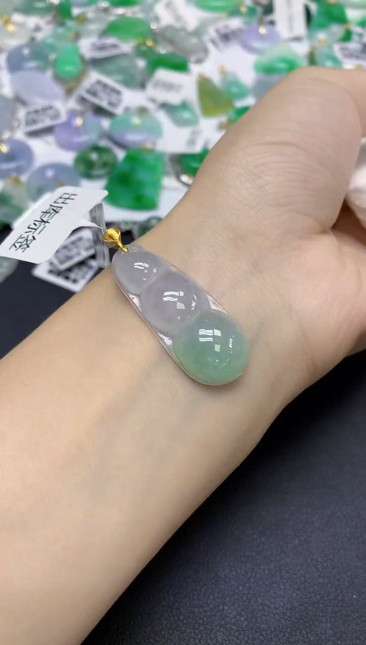 颈饰18K金镶嵌翡翠天然缅甸翡翠A货百元以上9元证书费自理