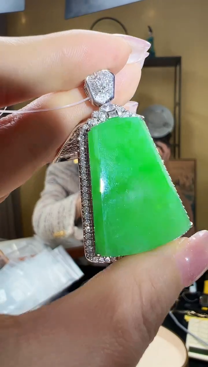 【闪购商品】翡翠颈饰18K金镶嵌DFZ0209-23