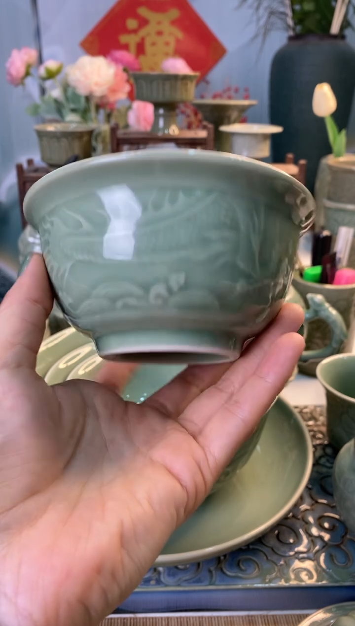 【闪购商品】b000026微瑕4.7英寸龙纹碗2只