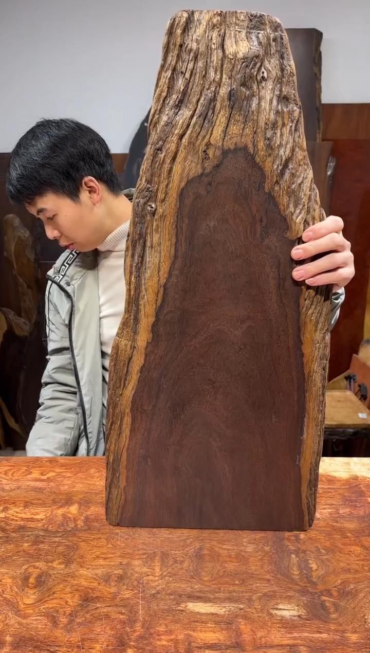 风车木（黑檀木）尺寸71*33*3.3编号142