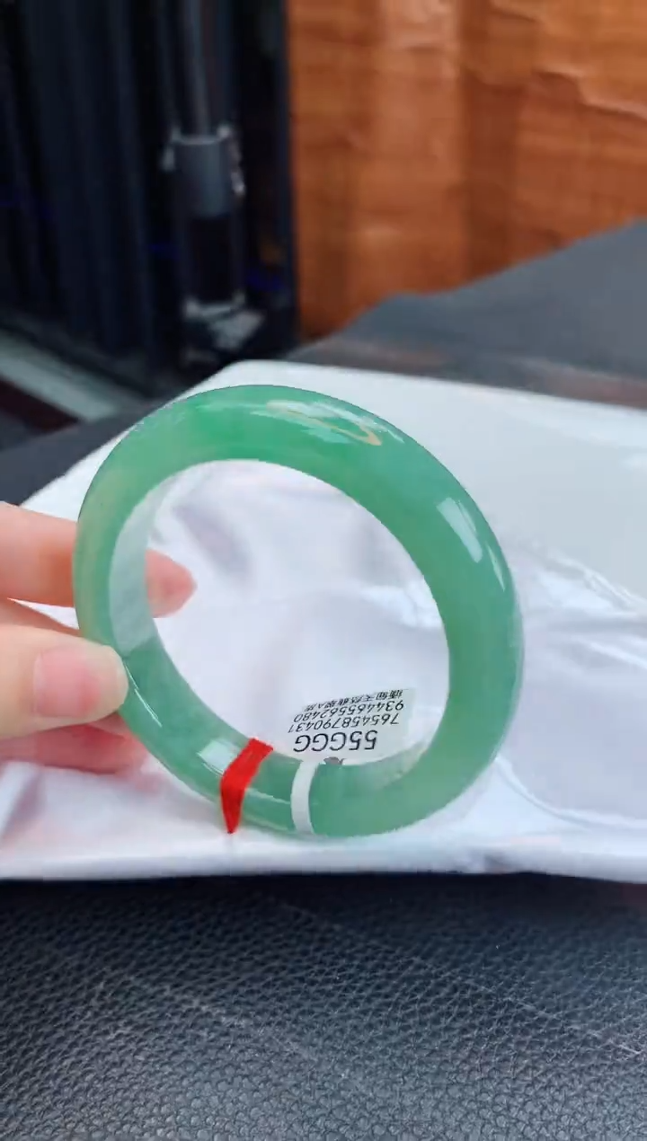 【闪购商品】翡翠手镯未镶嵌缅甸天然翡翠A货手镯