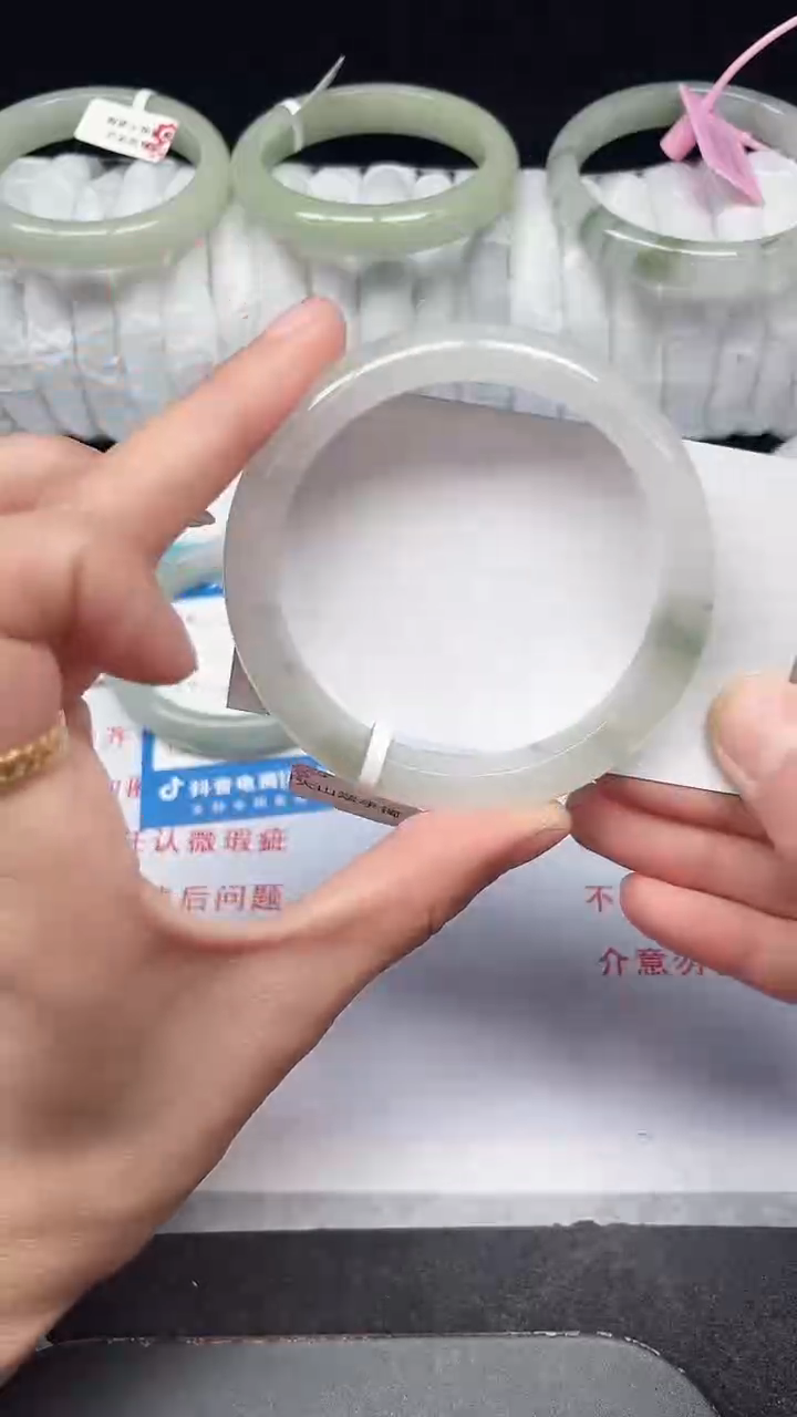 未镶嵌手镯石英质玉327-58/59