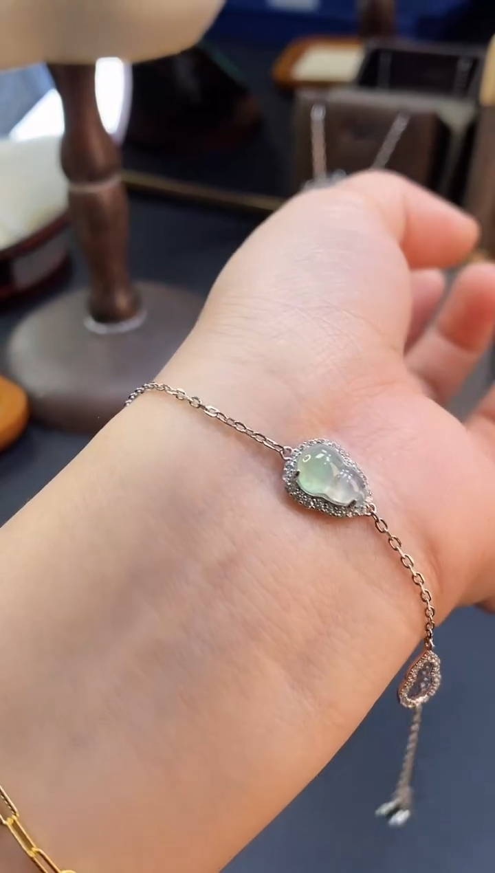 颈饰银S925镶嵌翡翠17054