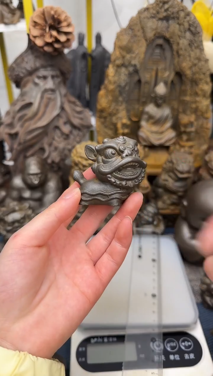 铁精致创意小舞狮