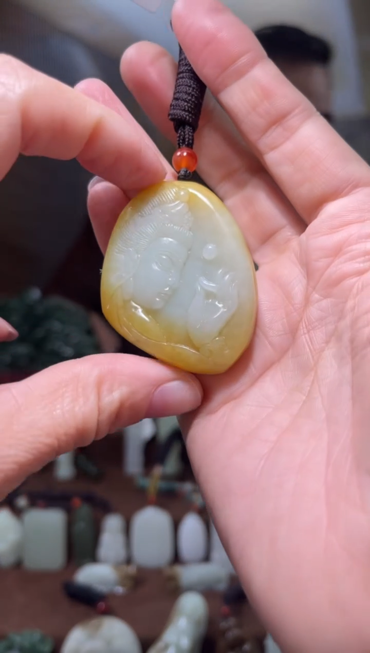 颈饰未镶嵌和田玉·