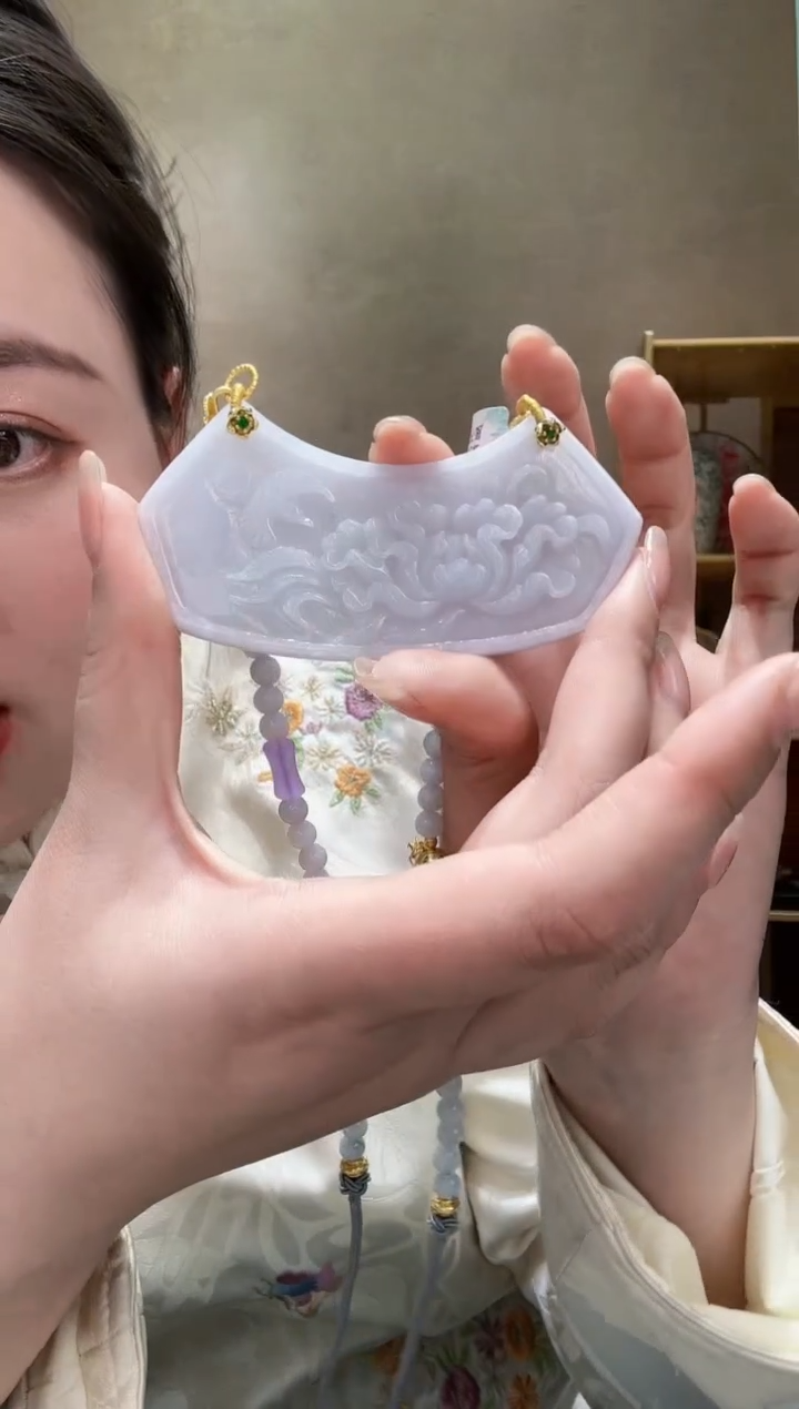 【闪购商品】翡翠颈饰未镶嵌吊坠