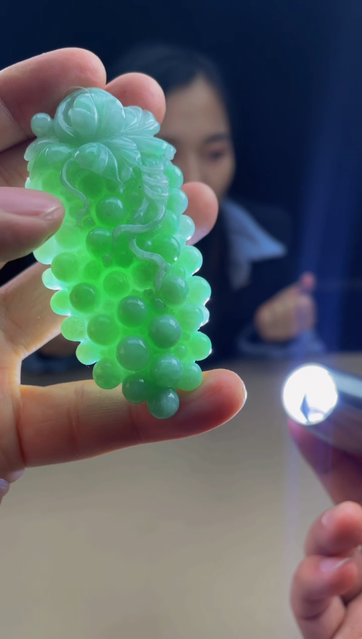 【闪购商品】定制翡翠未镶嵌    2519