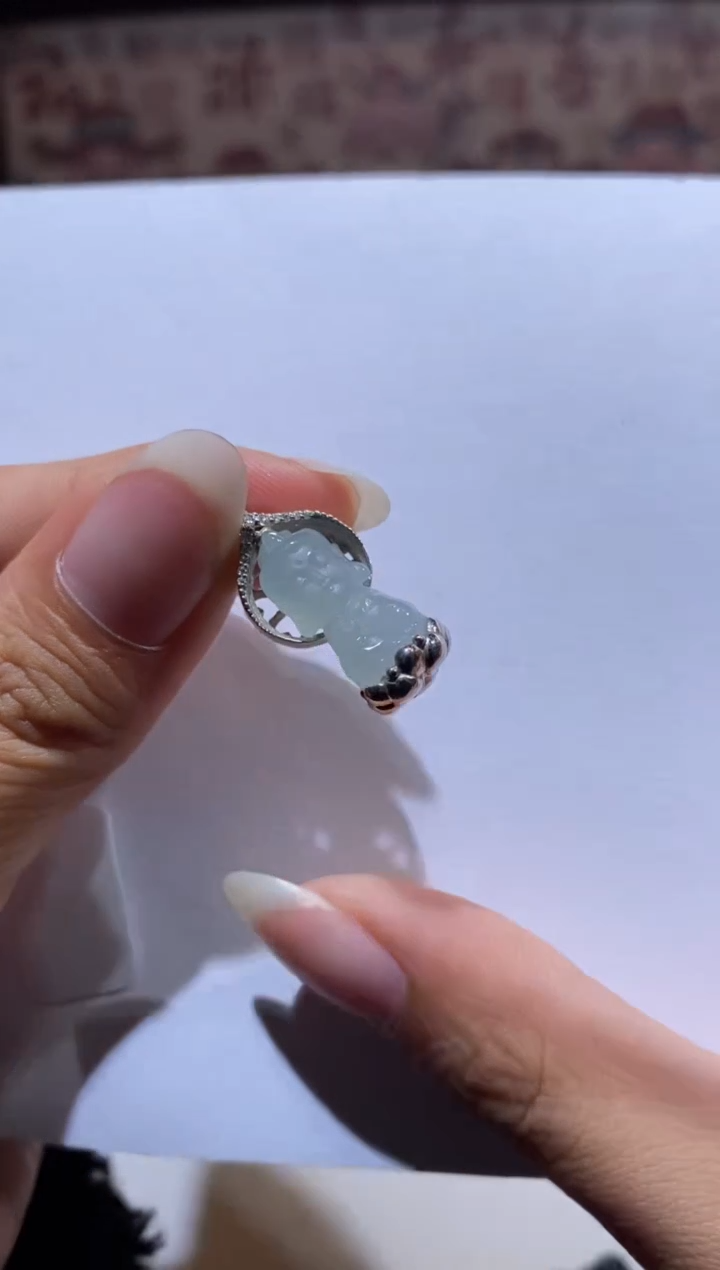 【闪购商品】翡翠颈饰未镶嵌普贤宝宝佛